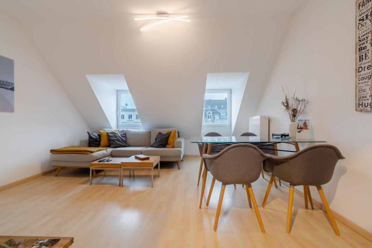 By Doni I Serviced I Ruhig I Zentral Nahe Rmcc, Staatsheater & Landtag Wiesbaden