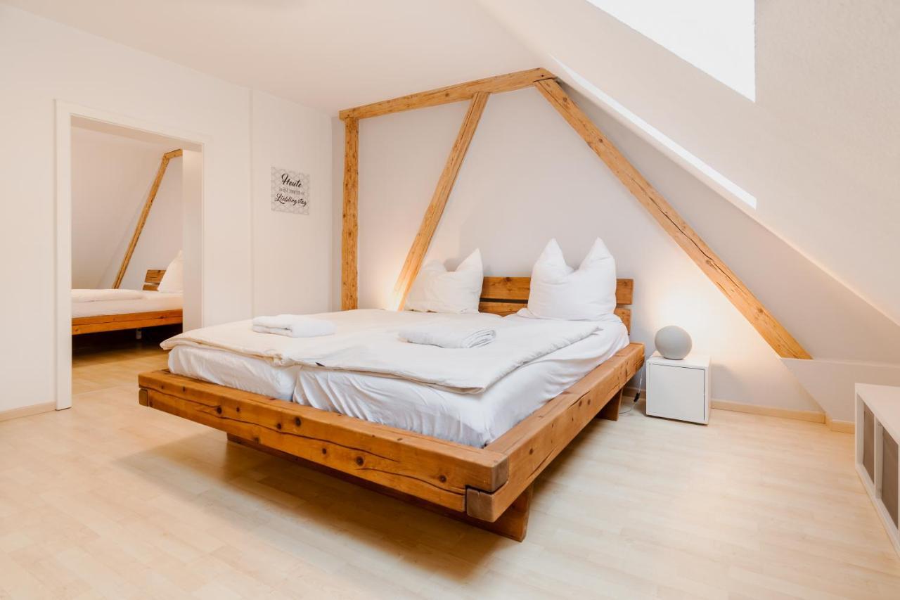 Dachgeschoss-apartment / Ruhig / Zentrale Lage Nahe Staatstheater / Hbf Wiesbaden