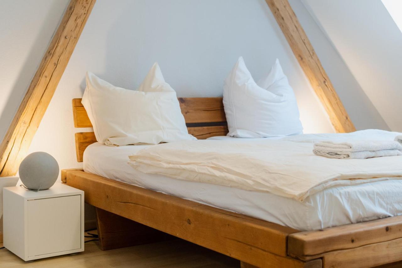 Dachgeschoss-apartment / Ruhig / Zentrale Lage Nahe Staatstheater / Hbf